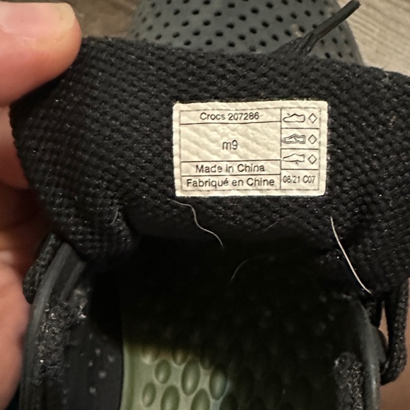 CROCS Black and Green Slip-On Shoes - Picture 2 of 5